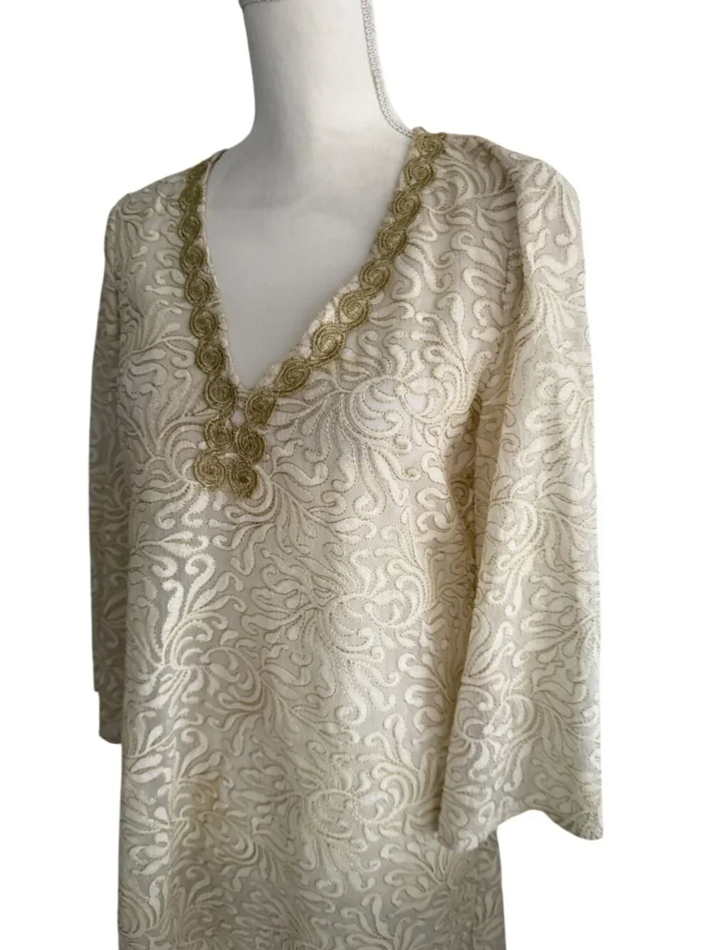 Yoana Baraschi this item